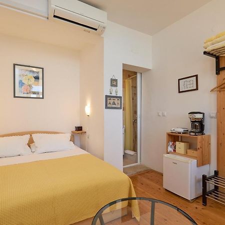 Room Over Old Town Дубровник Екстер'єр фото