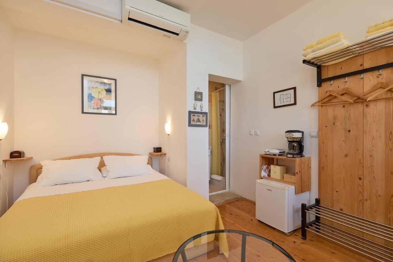 Room Over Old Town Дубровник Екстер'єр фото