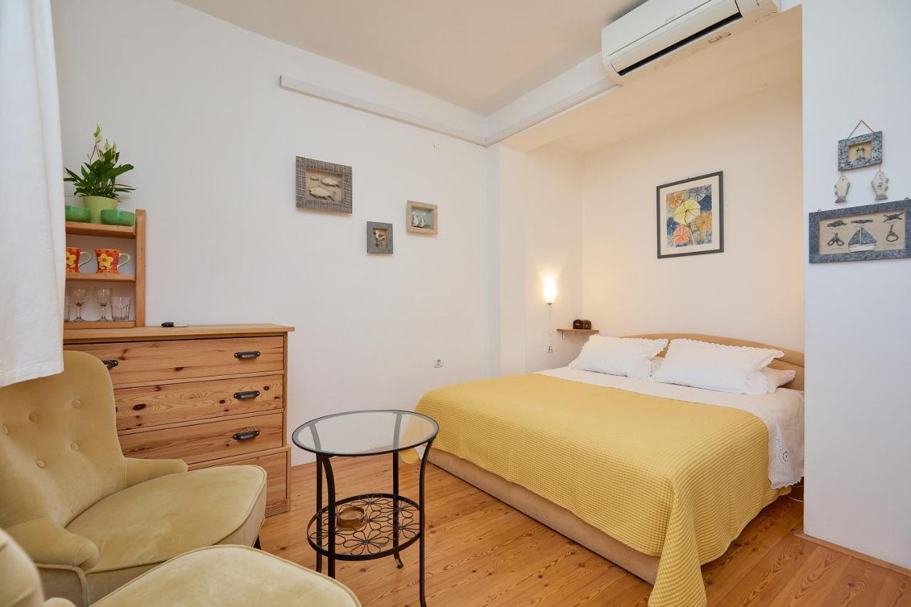 Room Over Old Town Дубровник Екстер'єр фото